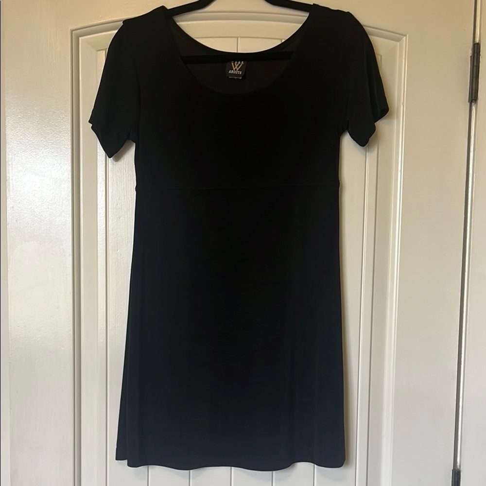 Classic Black Short Sleeve Dress Light Fabric